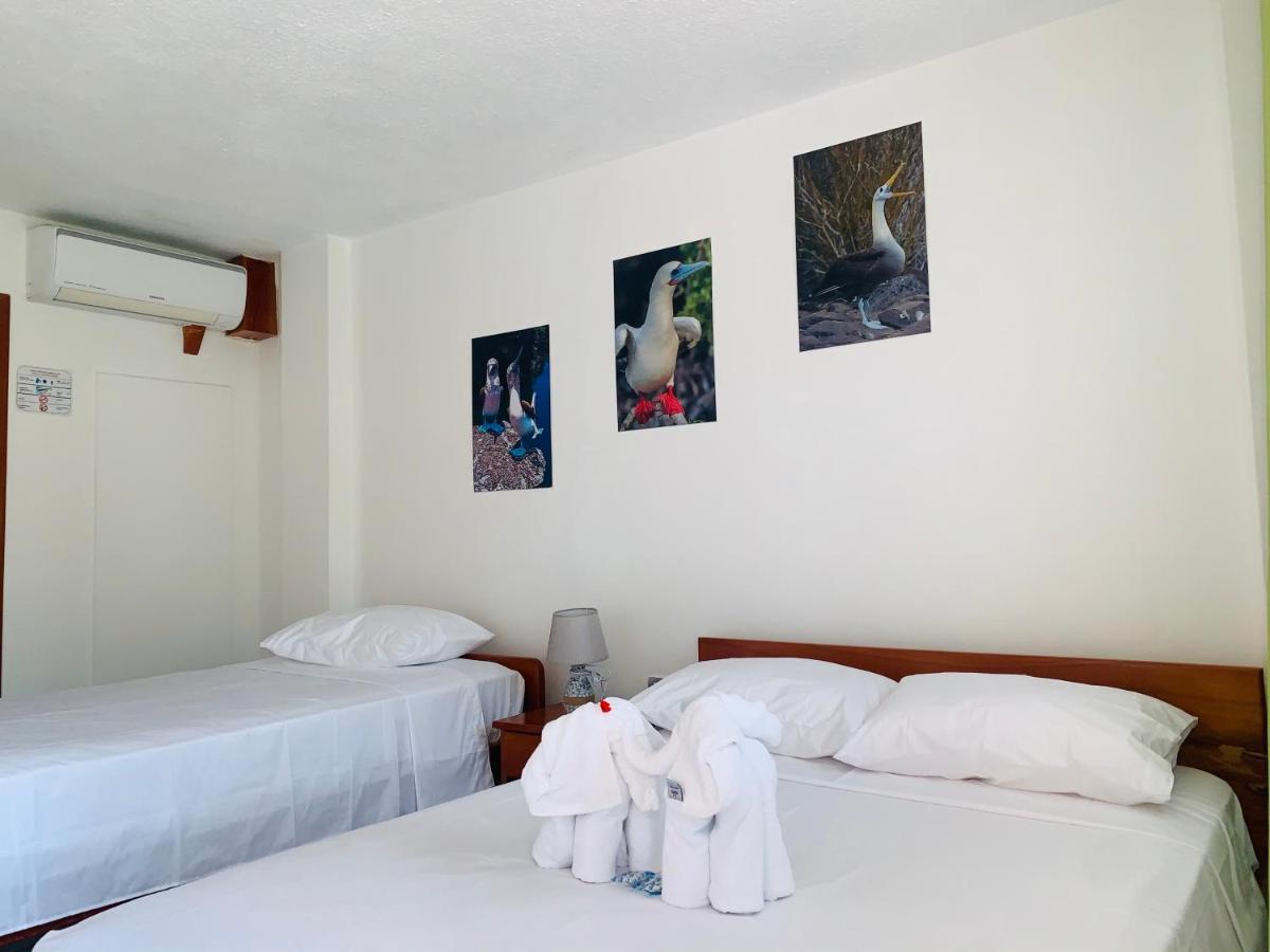 Hostal White House Galapagos Puerto Ayora  Eksteriør bilde