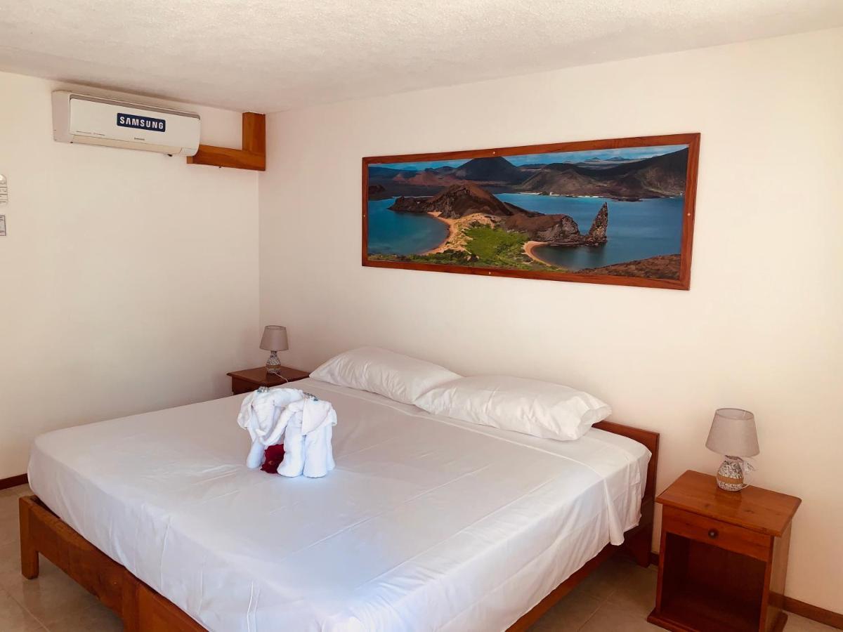 Hostal White House Galapagos Puerto Ayora  Eksteriør bilde