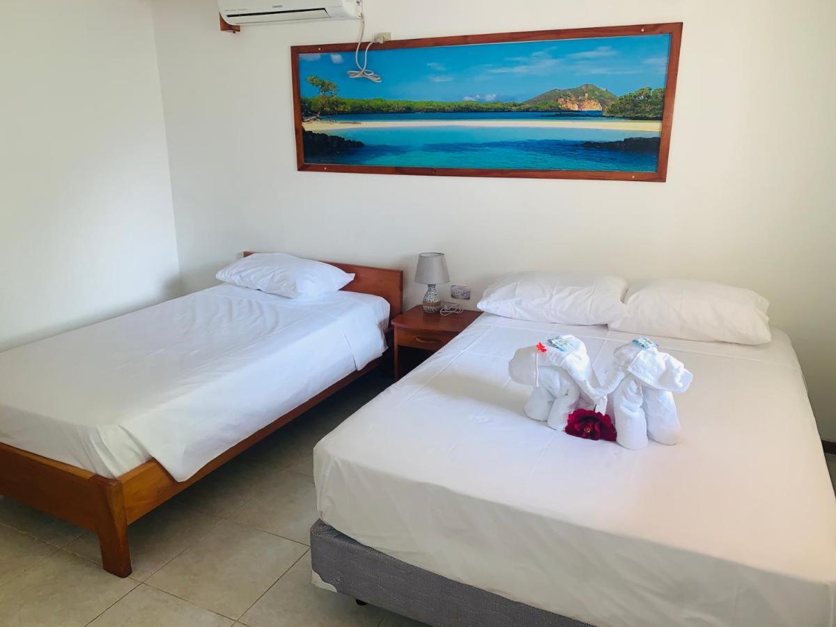 Hostal White House Galapagos Puerto Ayora  Eksteriør bilde