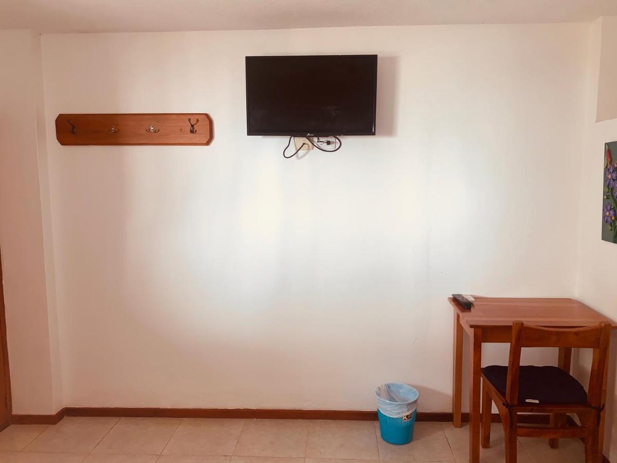 Hostal White House Galapagos Puerto Ayora  Eksteriør bilde
