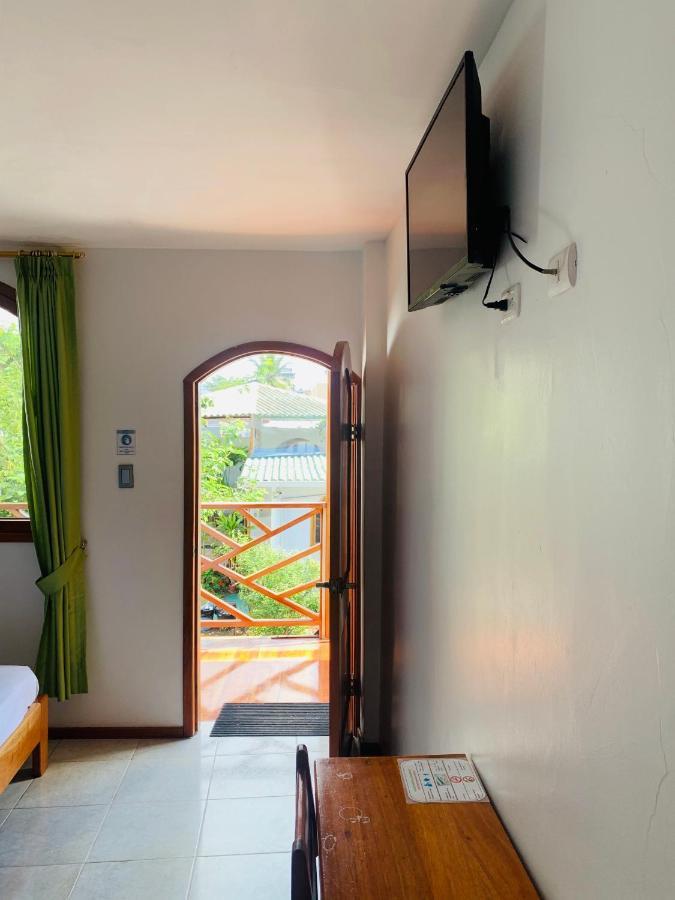 Hostal White House Galapagos Puerto Ayora  Eksteriør bilde